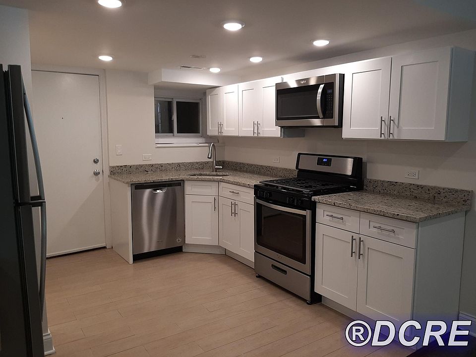 1st image of 6934 N Lakewood Ave