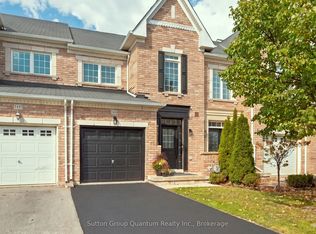 2435 Montagne Ave, Oakville, ON L6M0J4