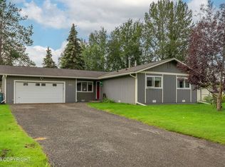 8321 Country Woods Dr, Anchorage, AK 99502