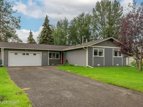 8321 Country Woods Dr, Anchorage, AK 99502