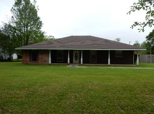 35051 Oak Place Dr, Denham Springs, LA 70706