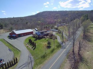 17 Hyde Hill Rd, Williamsburg, MA 01096