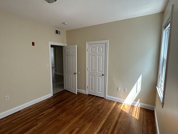 4th image of 899 Morton St Floor 2