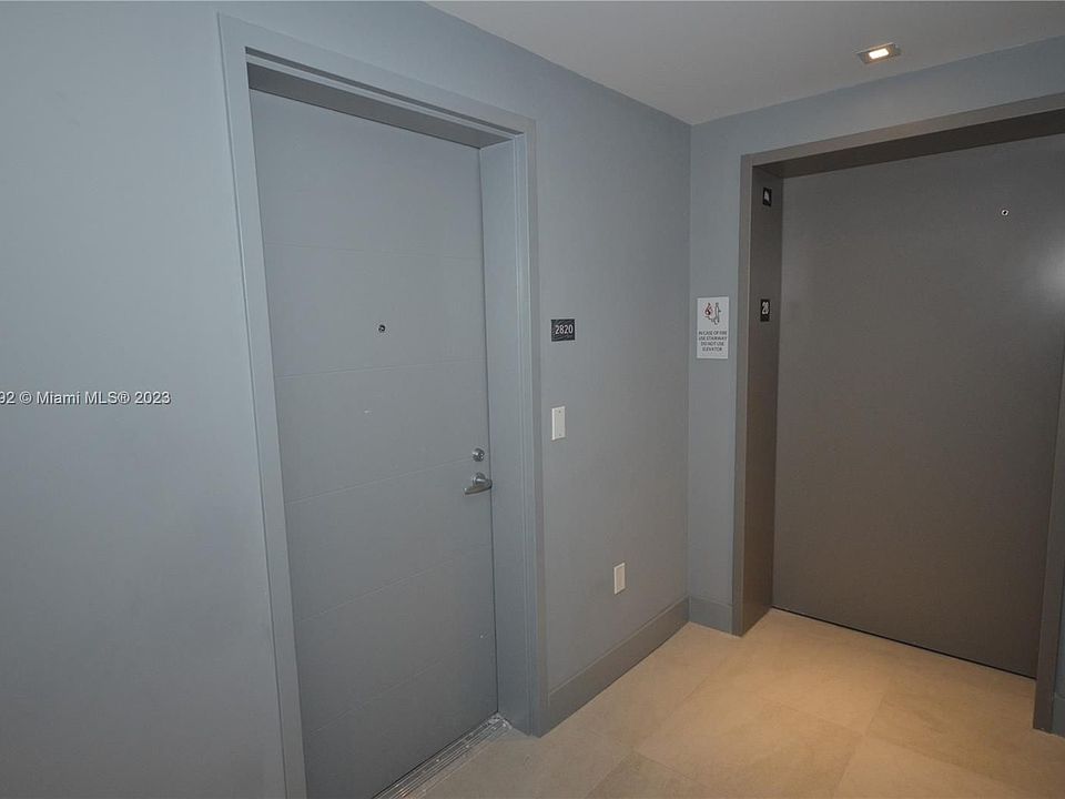 1st image of 16385 Biscayne Blvd Unit 2820