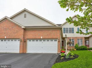 41 Weaver Ave, Ephrata, PA 17522