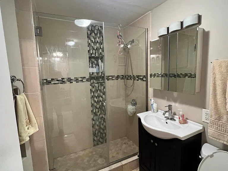 115 Orleans St #1 — Photo 6