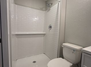 208 SE 4th St UNIT 2, Bend, OR 97702