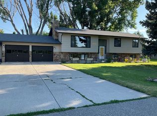 4212 Autumn Ln, Billings, MT 59106