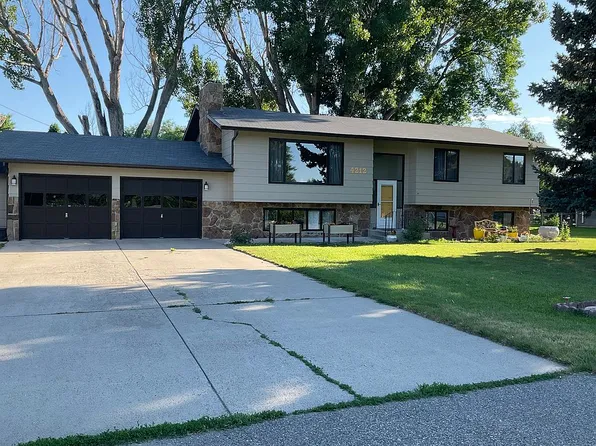 4212 Autumn Ln, Billings, MT 59106