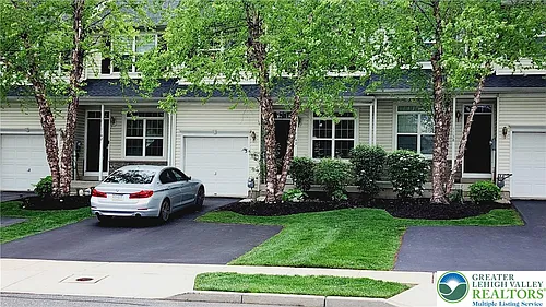 1140 Tudor Dr Photo 1