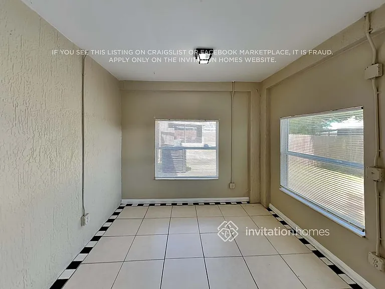 2836 Maderia Cir — Photo 17