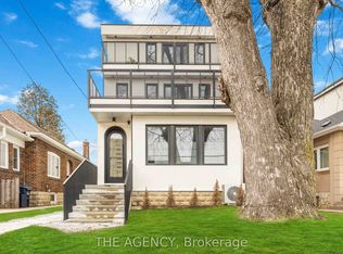 2508 Lakeshore Rd W #D, Oakville, ON L6L 1H8