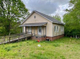 200 Knuckles St, Pacolet, SC 29372