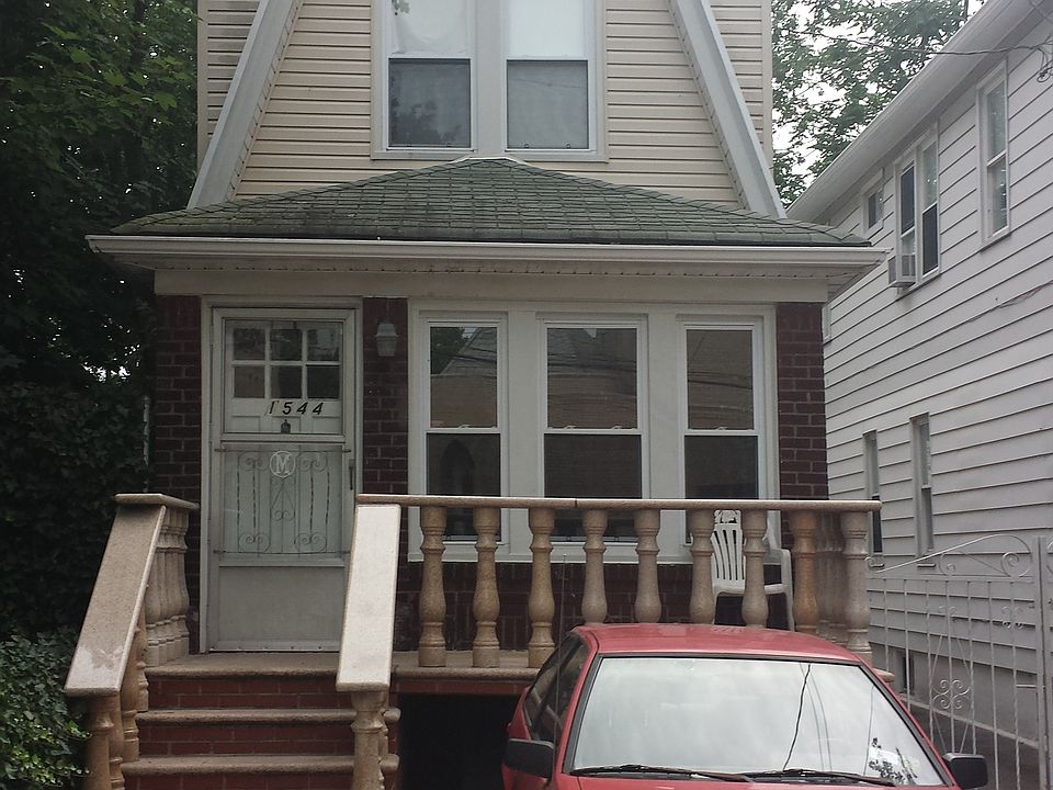 2nd image of 1544 Coleman St