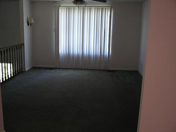 3rd image of 1307 Hardy Cash Dr