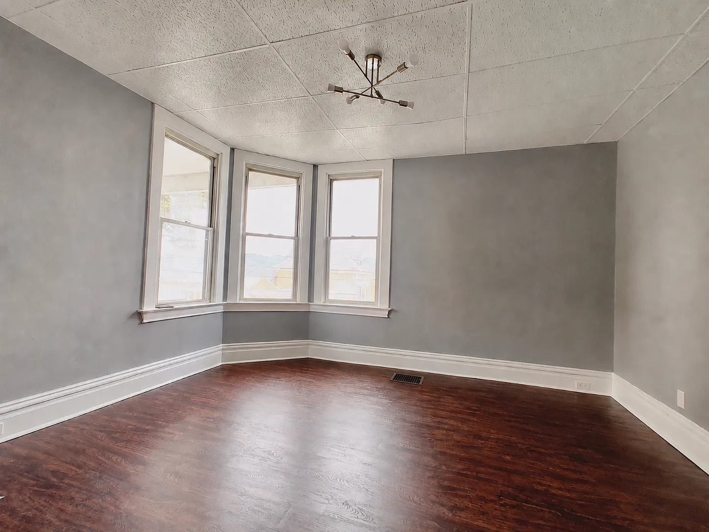 1 bed, 800 sqft, $995 — Photo 2