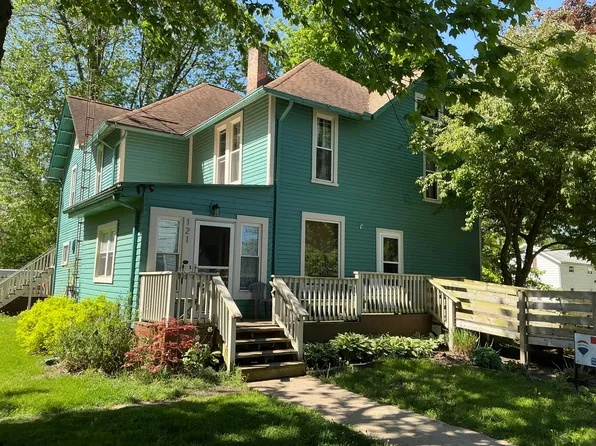 121 W State St, Reading, MI 49274