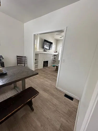 233 Marlborough St Photo 1