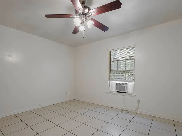 1621 Mayhew St — Photo 28