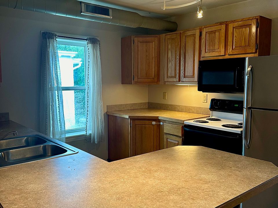 1st image of 6 New Pruyn St #6.5