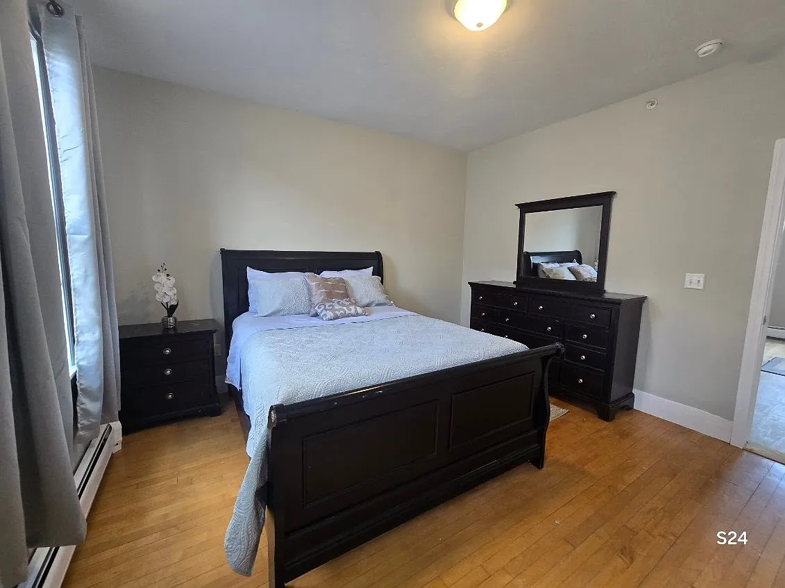 1 bed, 145 sqft, $950 — Photo 1