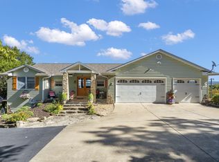 1079 Cambridge Drive, Blue Eye, MO 65611