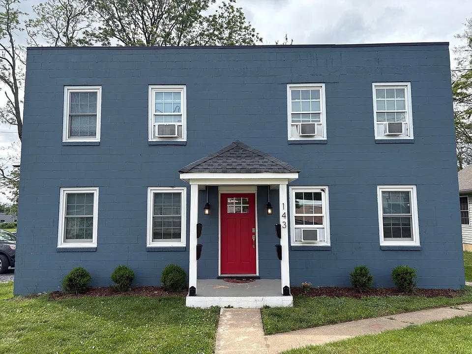 143 N Elkin Ave #2