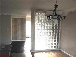 1st image of 500 Hillbrook Dr
