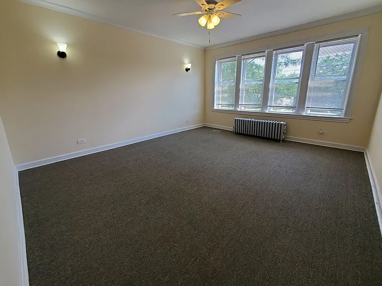 3056 W Irving Park Rd #2E — Photo 1