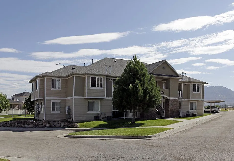 7011 S 1300 West Spg #SPRING HOLLOW APARTM