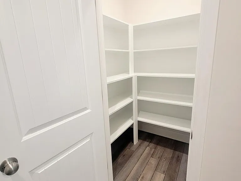 121 Scoville Rd — Photo 21