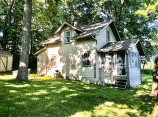 10998 Carlton Center Rd, Woodland, MI 48897