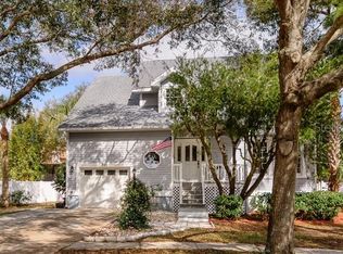 919 Seminole Blvd, Tarpon Springs, FL 34689