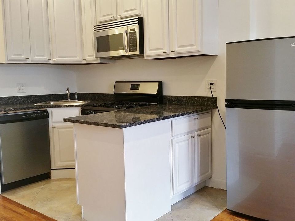 1st image of 124 W 139th St #2Z2