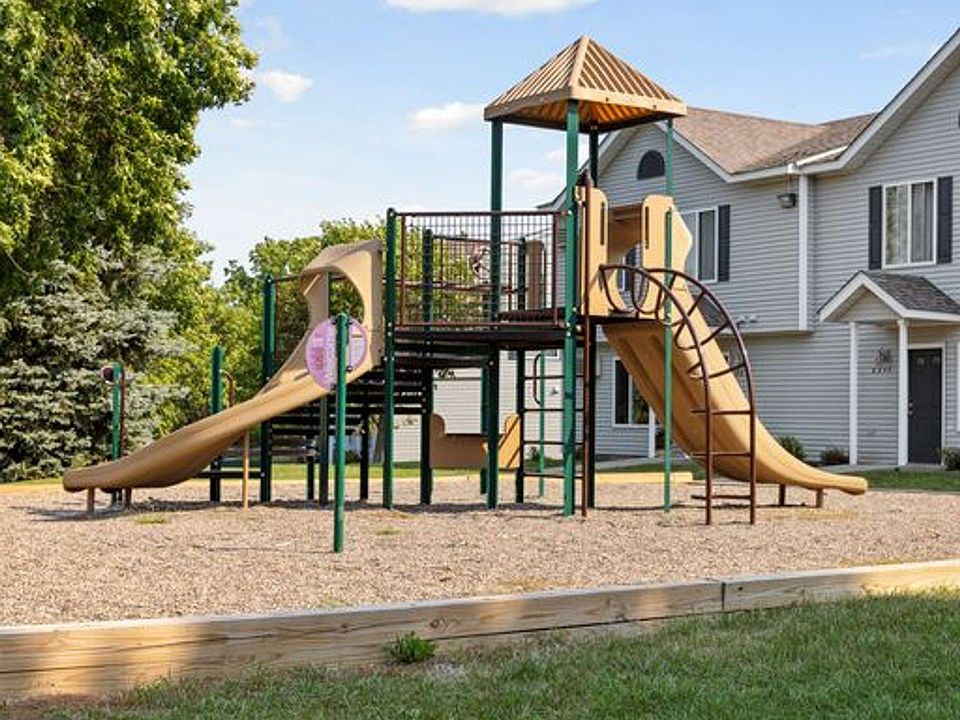 Silvan Townhomes 6876 Vicksburg Ln N Maple Grove MN Zillow
