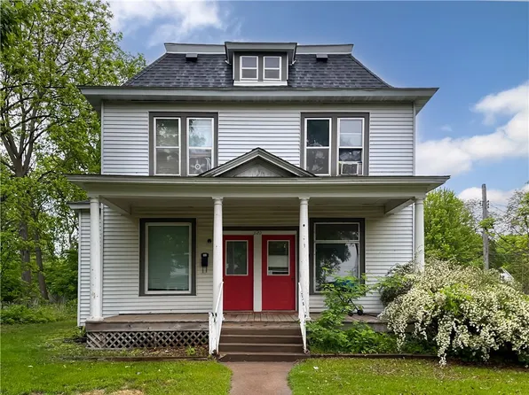 1120 7th Street E #1-2, Menomonie, WI 54751