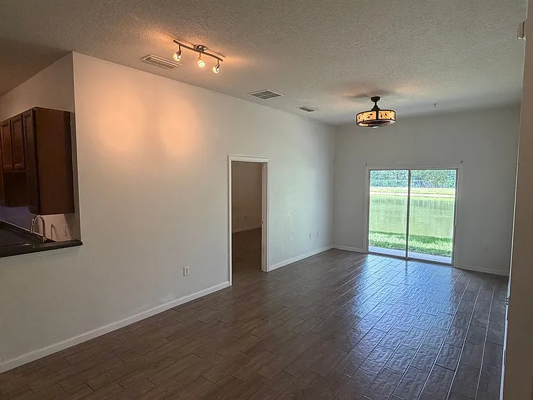 7071 Deer Lodge Cir #103 — Photo 12