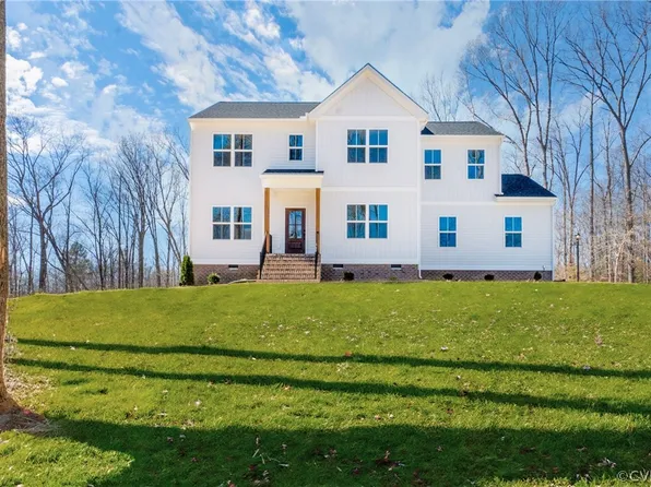 12012 Autumn Knoll Dr, Mechanicsville, VA 23116