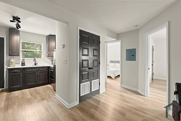 29 Little St SE #2 — Photo 7