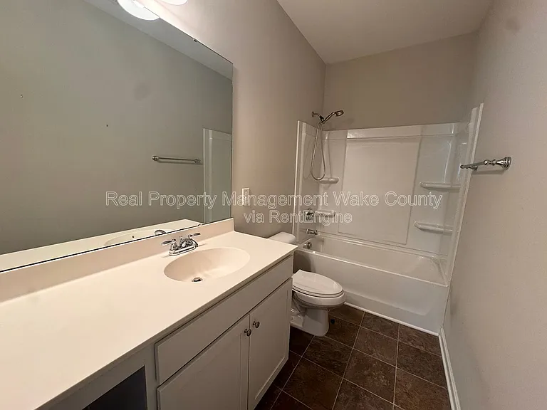 101 Benning Hills Pl — Photo 12