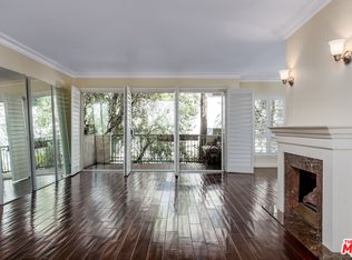 11965 Gorham Ave APT 303, Los Angeles, CA 90049