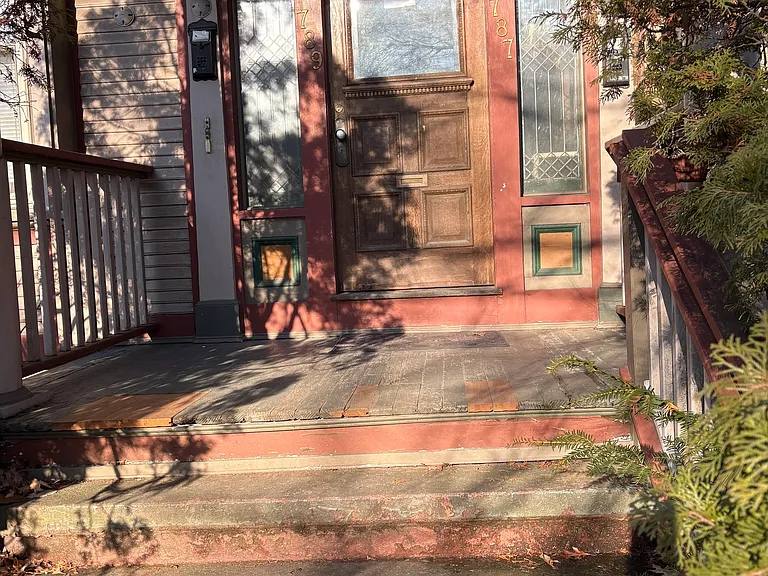 787 Elm St #1 — Photo 2
