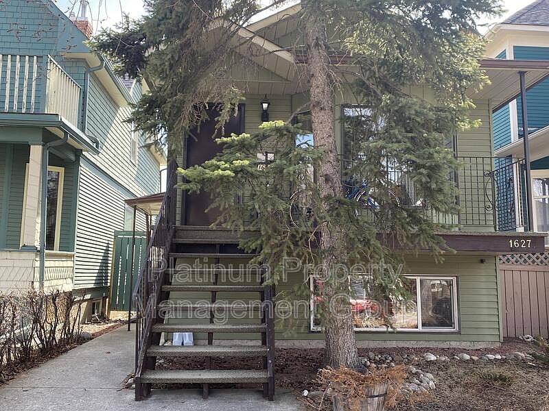 1st image of 1627 13th Ave SW