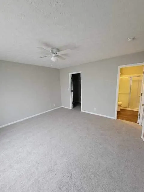 3 bed, 1200 sqft, $1,500 — Photo 2