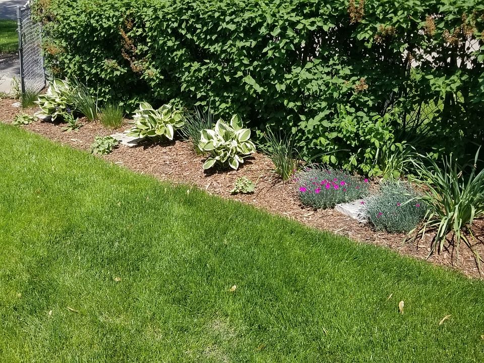 2nd image of 1432 N Pleasant Dr