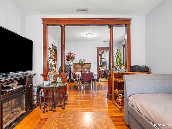 5th image of 25 Prescott Street