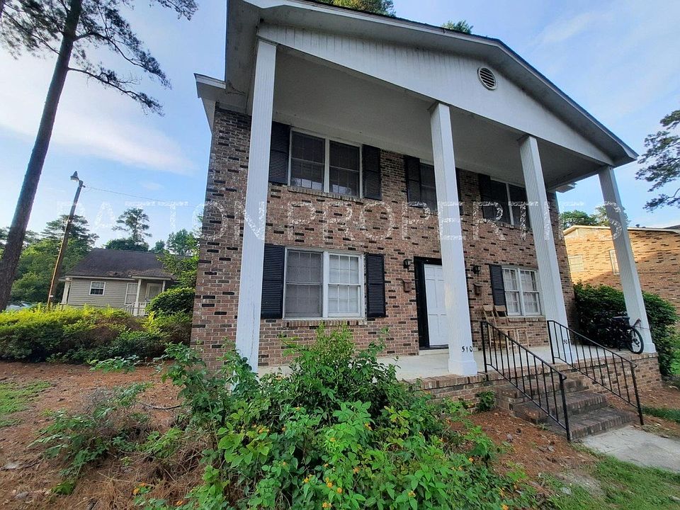 1st image of 526 Deerwood St