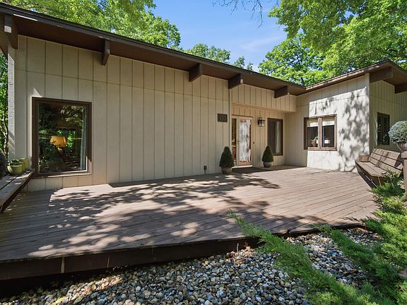 2nd image of 193 E Sunset Way