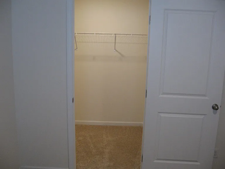 219 Venard Way — Photo 14