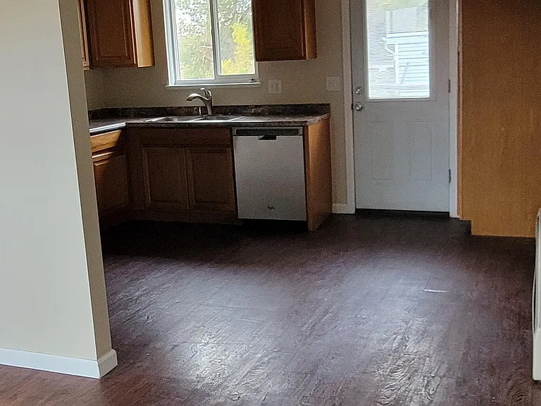 7519 Stuart St — Photo 4